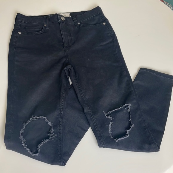 Free People Busted Knee Black Skinny Jeans- Size 29 - Picture 5 of 12